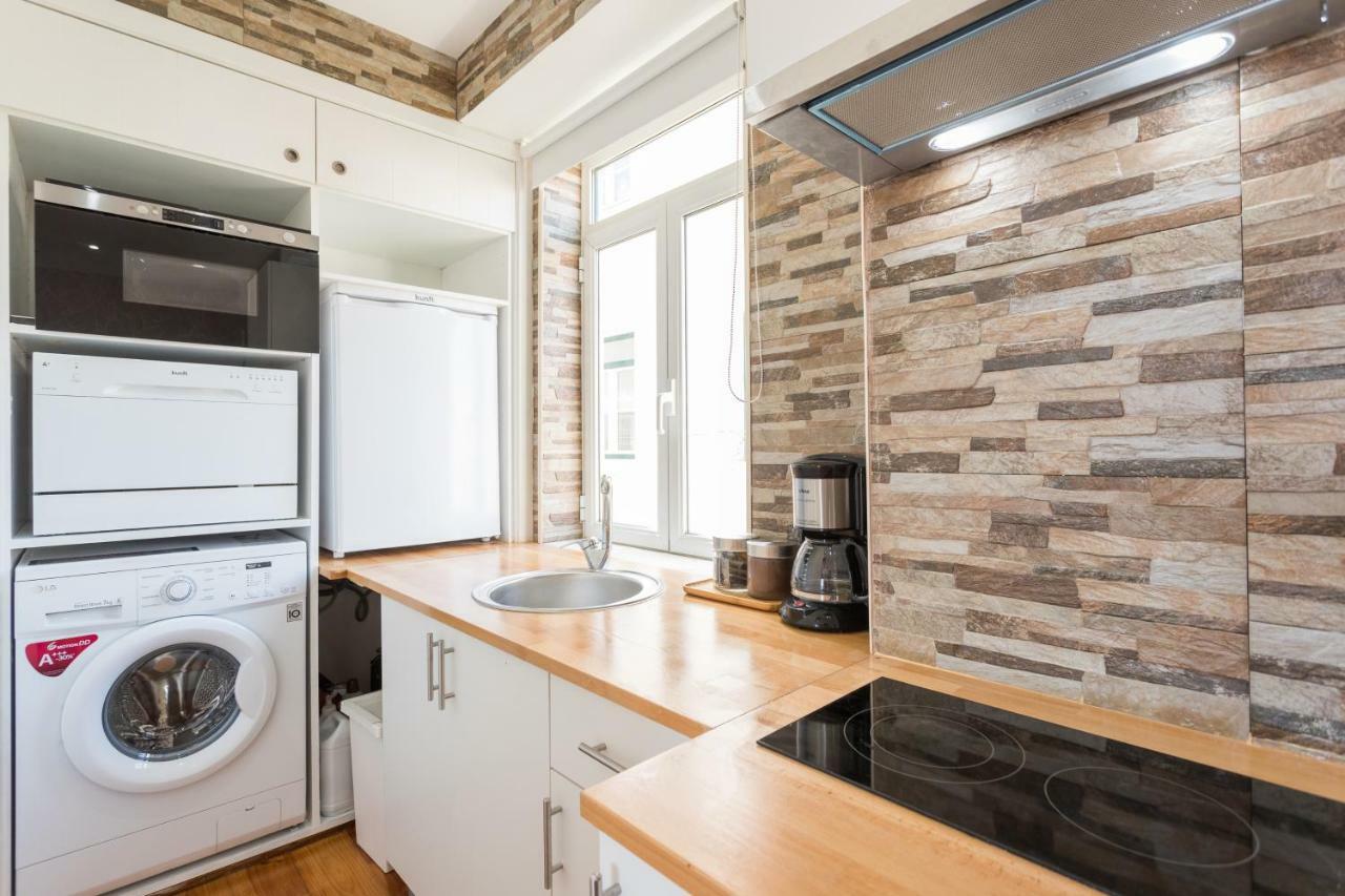 Alfama Vintage Studio Apartment W/ Riverview - By Lu Holidays Lisboa Dış mekan fotoğraf