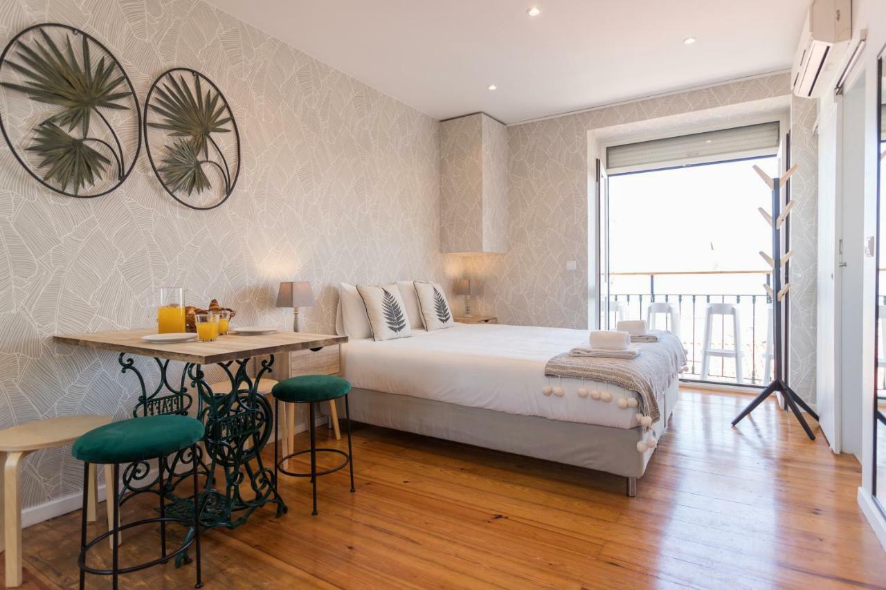 Alfama Vintage Studio Apartment W/ Riverview - By Lu Holidays Lisboa Dış mekan fotoğraf